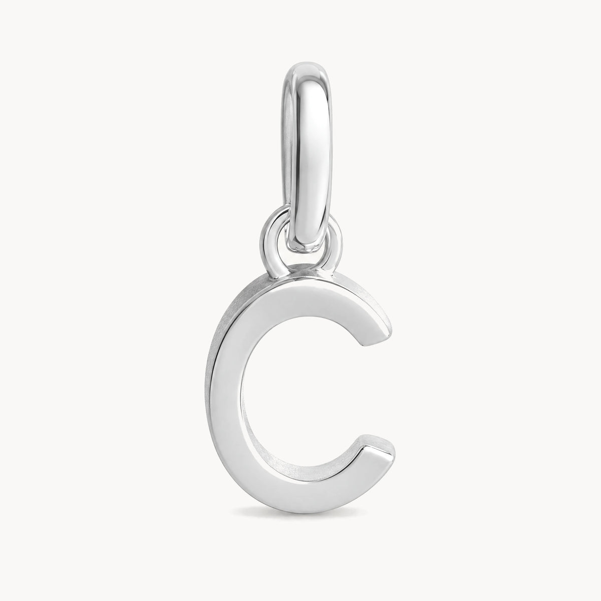 Buchstabenanhänger „C“ in 925er Silber rhodiniert, massiv