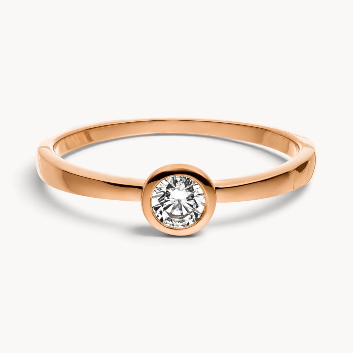 Ring in 333er Gold mit Zirkonia, Zargenfassung