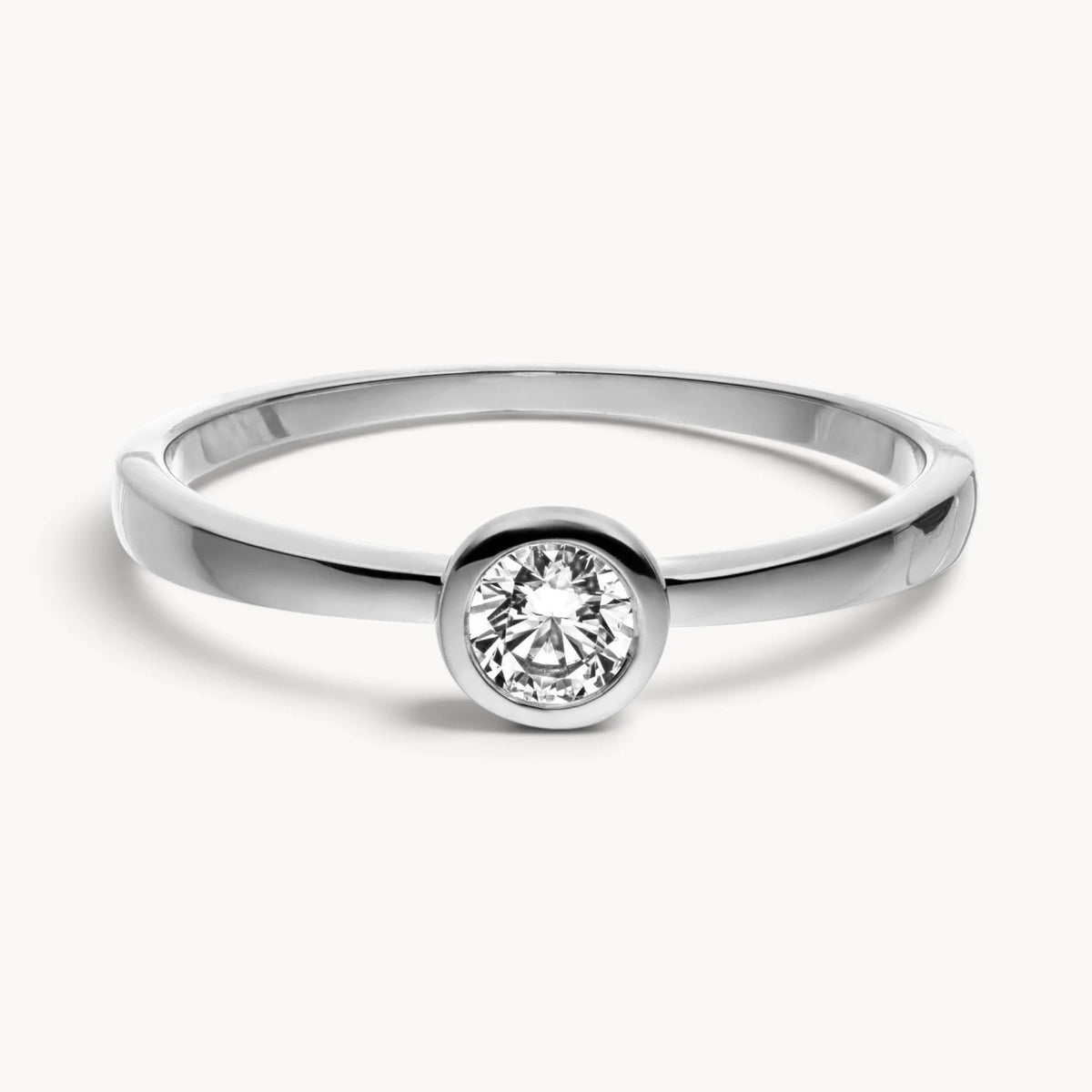 Ring in 333er Gold mit Zirkonia, Zargenfassung