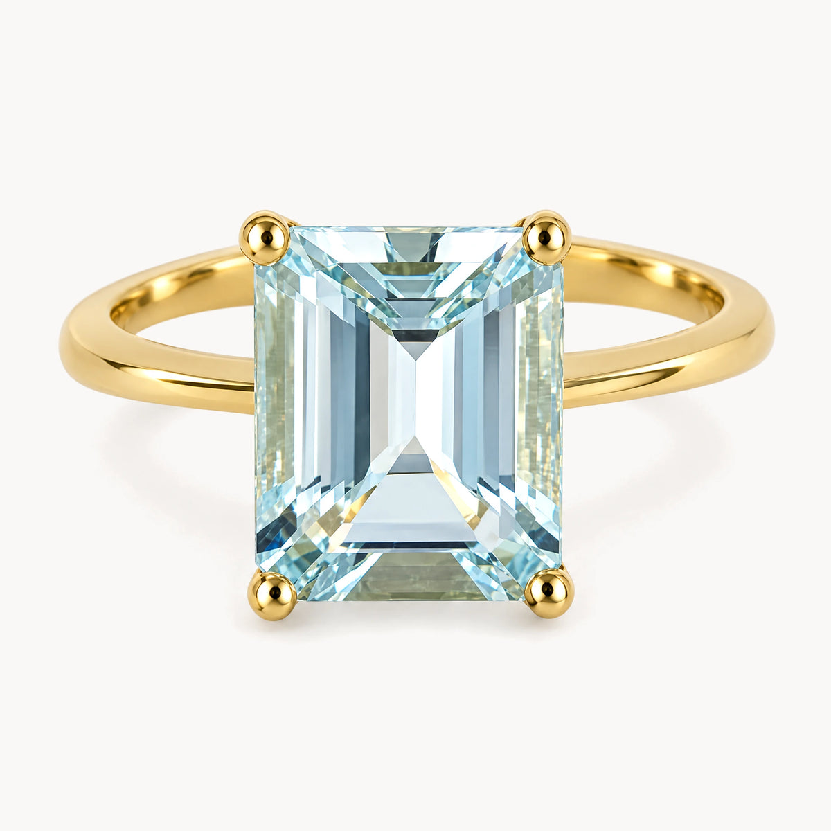Damenring in 750er Gelbgold mit Aquamarin