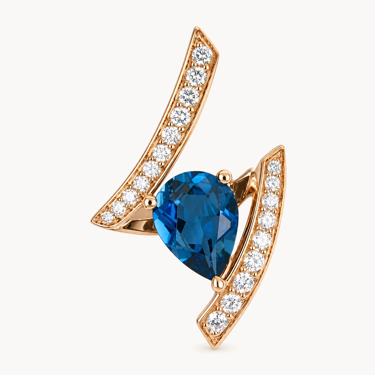 Anhänger in 585er Rotgold mit Blautopas & Diamant