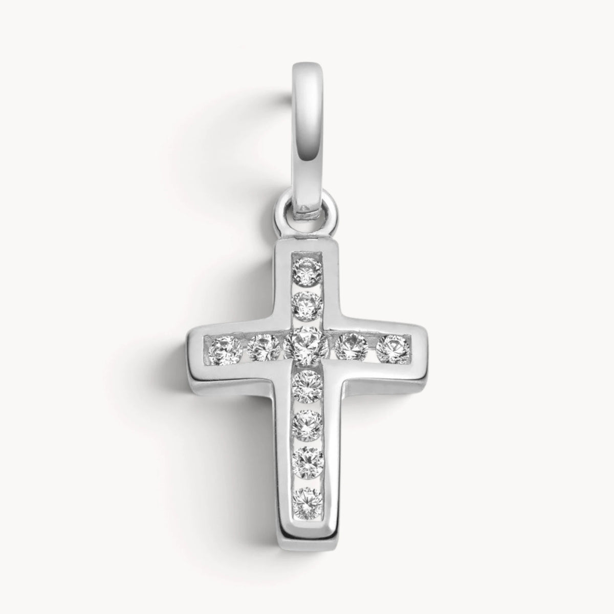 Kreuzanhänger in Gold & Silber mit Zirkonia