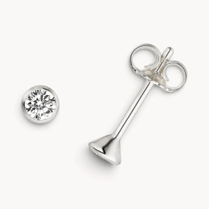 Ohrstecker in 925er Silber mit Zirkonia, Zargenfassung