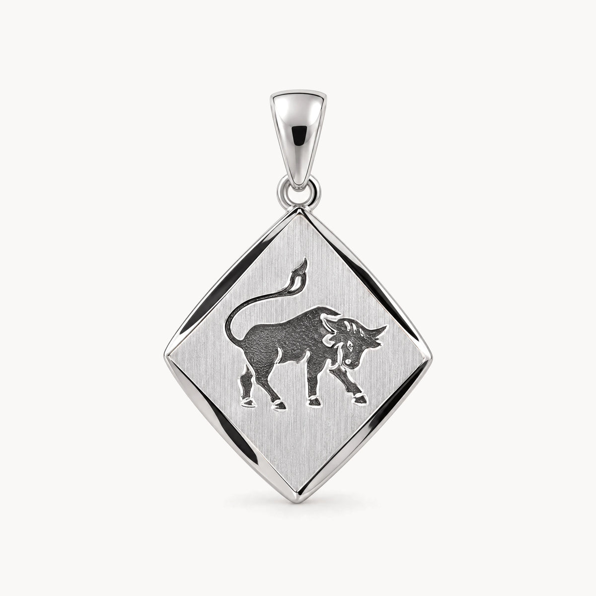 Sternzeichenanhänger in 925er Silber rhodiniert – Sternzeichen Stier