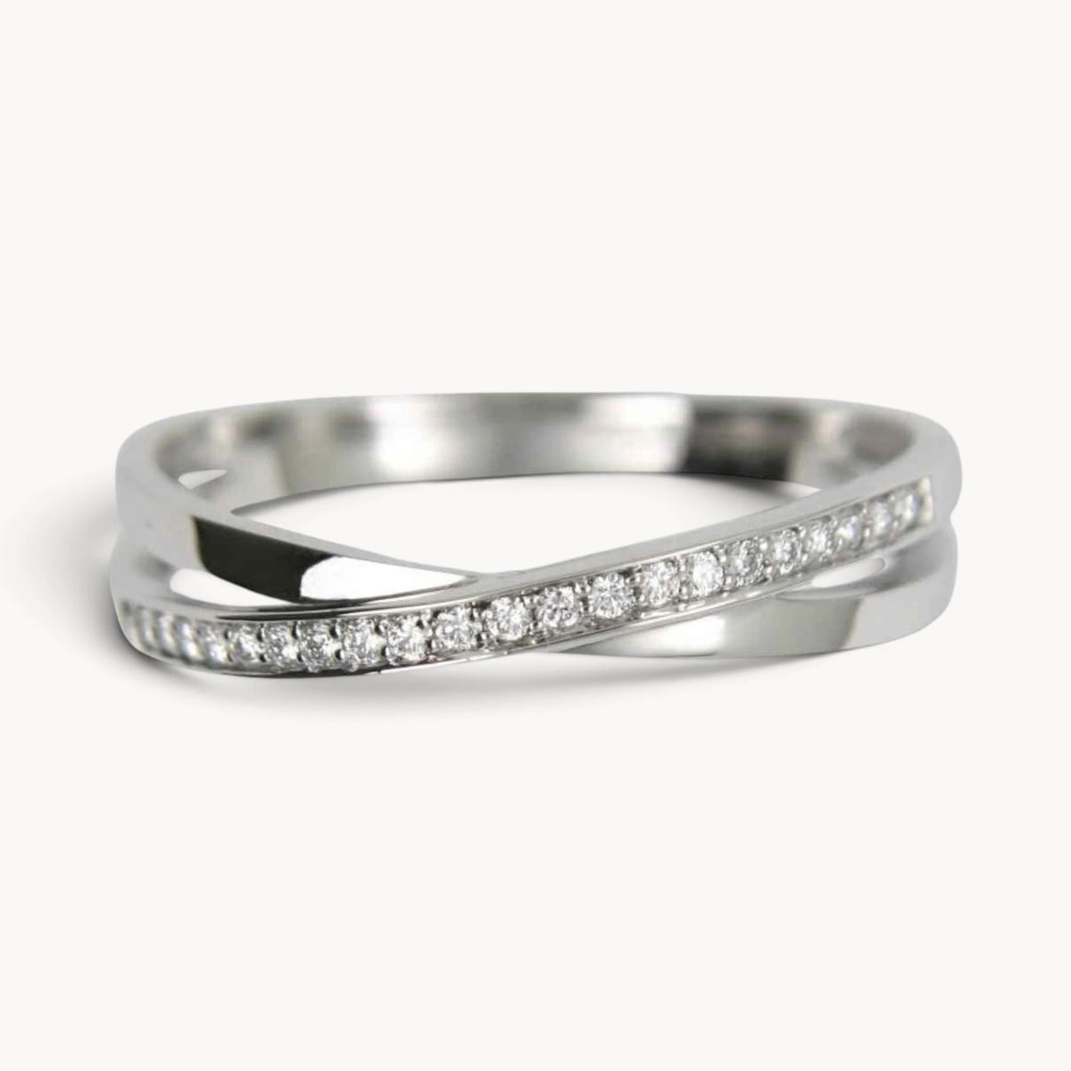 Ring in 585er Gold mit Diamant