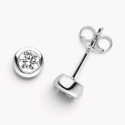 Ohrstecker in 925er Silber mit Zirkonia, Zargenfassung