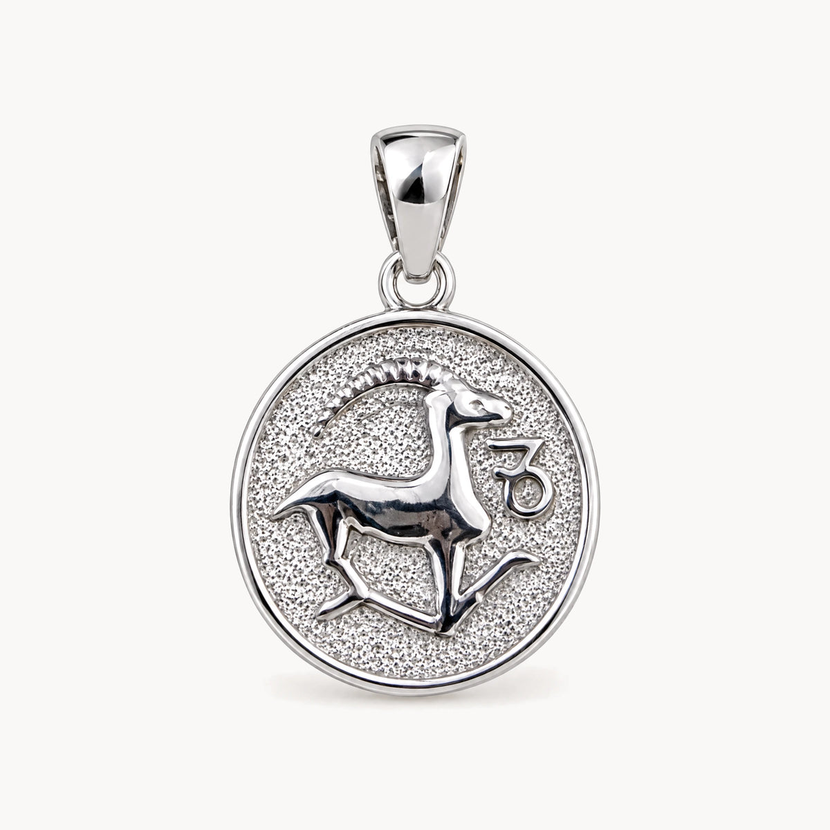 Sternzeichenanhänger in 925er Silber rhodiniert, massiv – Sternzeichen Steinbock