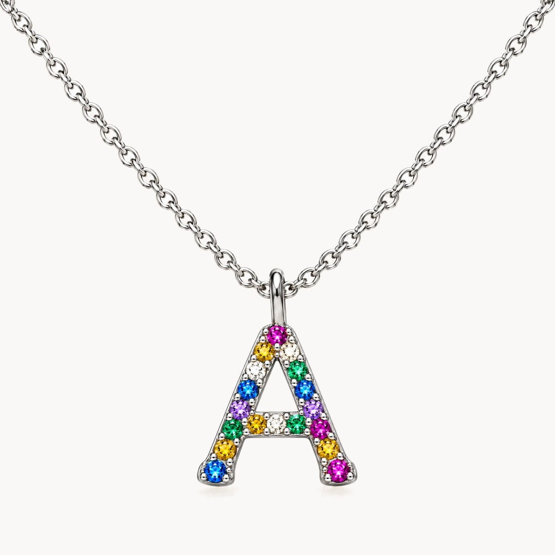 Buchstabencollier in 925er Silber rhodiniert mit gefärbtem Zirkonia – Buchstabe A