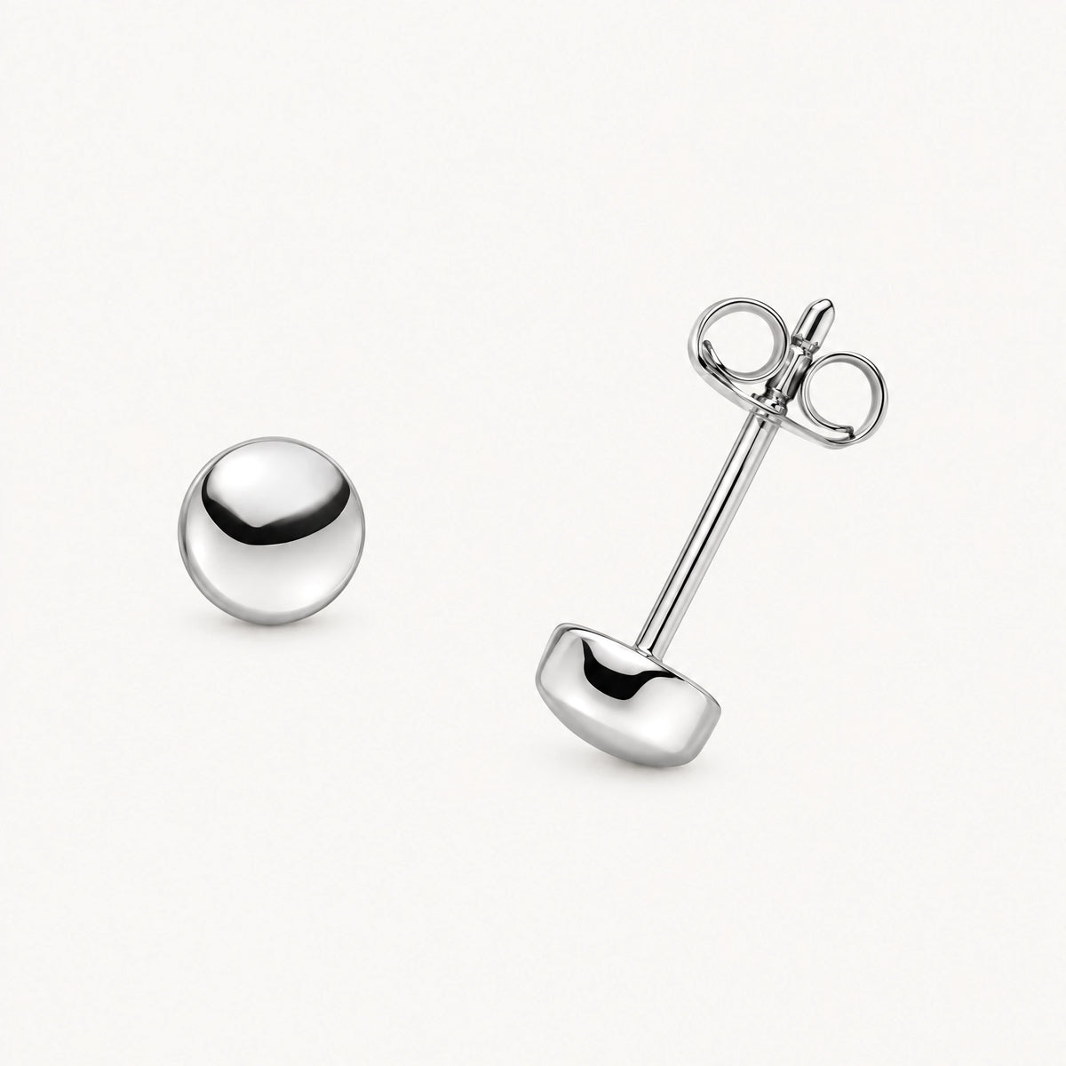 Ohrstecker in 925er Silber – rhodiniert