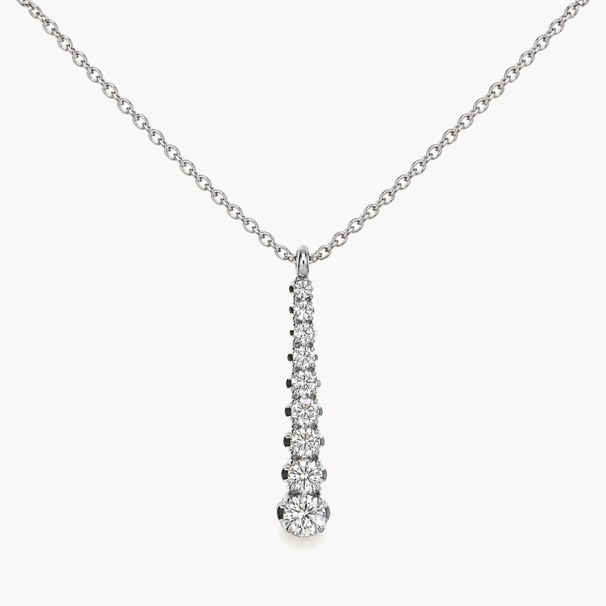 Collier in 950er Platin mit Diamant
