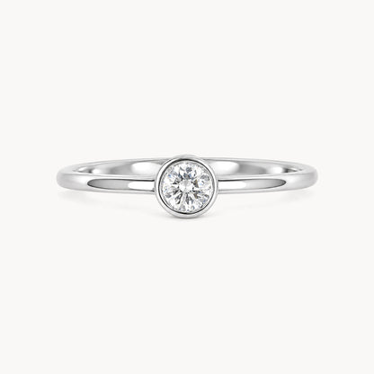 Damenring in 585er Weißgold mit Diamant