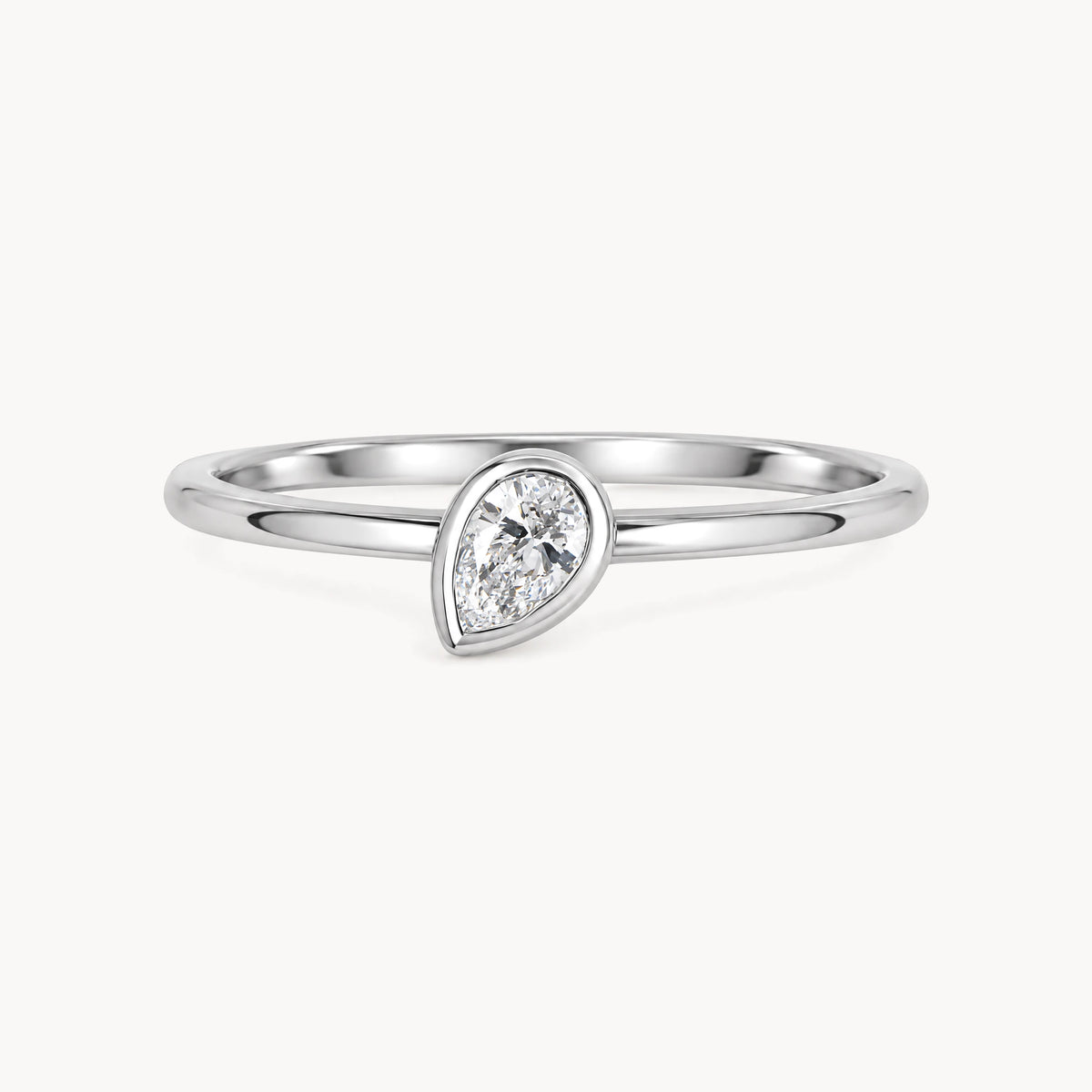 Damenring in 585er Weißgold mit Diamant