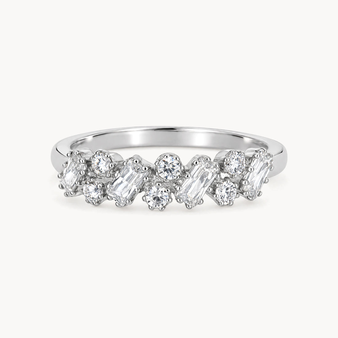 Damenring in 333er Weißgold mit Zirkonia