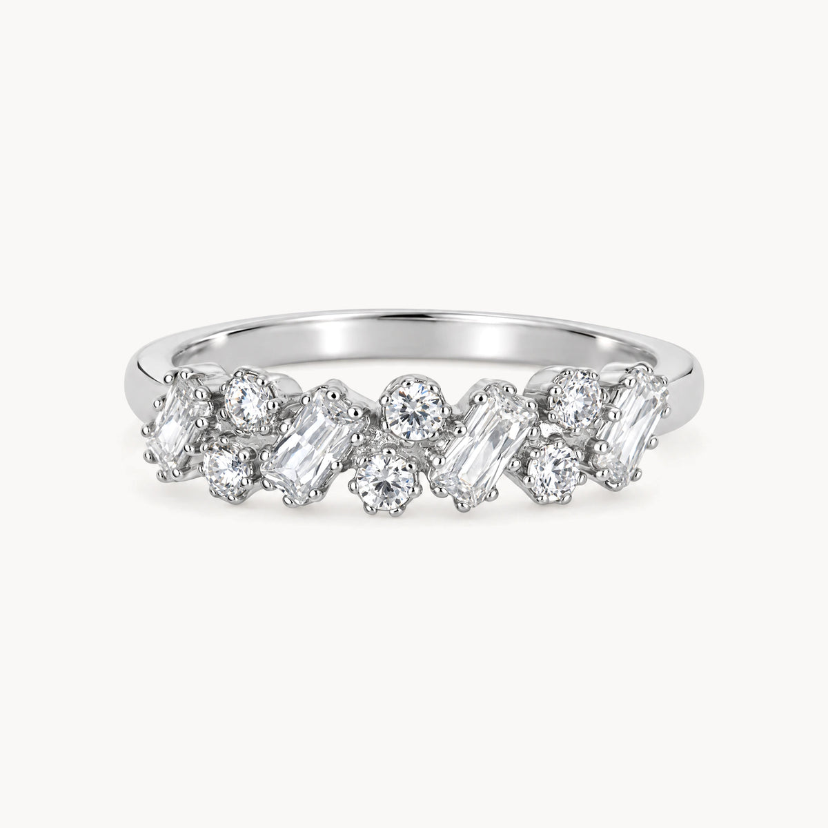 Damenring in 333er Weißgold mit Zirkonia